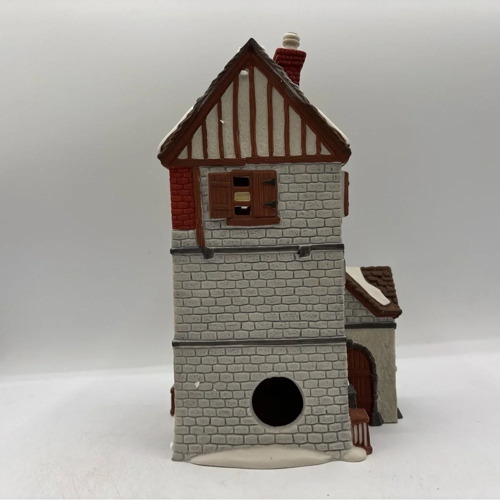Department‎ 56 1988 Vintage HVC Dickens Village Series Poulterer 5926-9 Retired